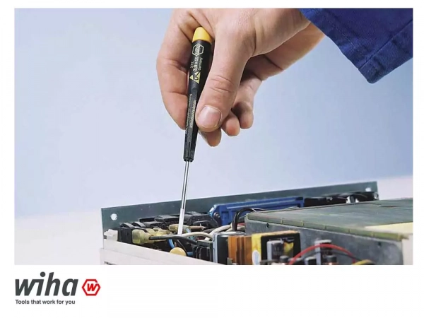 WIHA 43699, Отвертка PicoFinish ESD, TORX T6x40 мм, серия 277P ESD